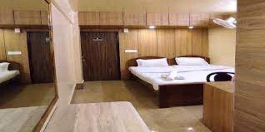 Baba Tourist Lodge Shillong Exterior photo